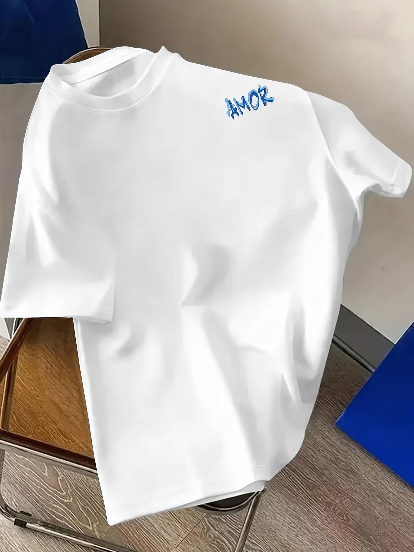 T-shirt bleu noir avec inscrip - Street Fashion Graffiti avis et prix